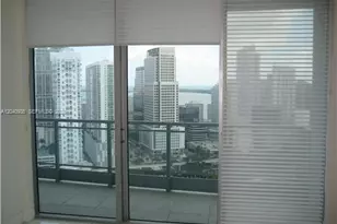 90 SW 3rd St, Miami, FL 33130 - Photo 5