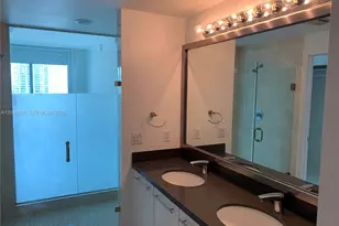 90 SW 3rd St, Miami, FL 33130 - Photo 11