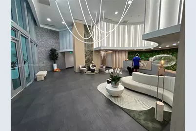 90 SW 3rd St #3610, Miami, FL 33130 - Photo 17