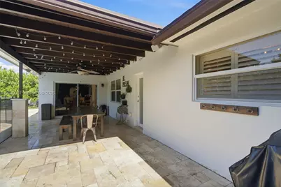 11700 NW 14th St, Pembroke Pines, FL 33026 - Photo 27