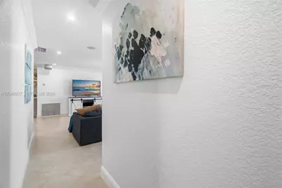 11700 NW 14th St, Pembroke Pines, FL 33026 - Photo 11