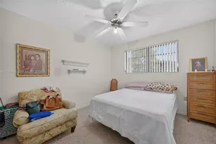 11405 SW 32nd St, Miami, FL 33165 - Photo 15