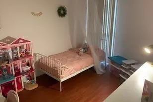 7035 NW 186th St, Hialeah, FL 33015 - Photo 5