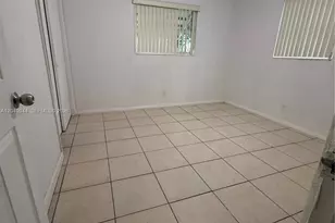 300 SW 9th Ave, Hallandale Beach, FL 33009 - Photo 19