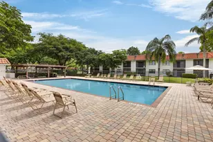 15718 E Waterside Cir, Sunrise, FL 33326 - Photo 41