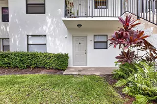 15718 E Waterside Cir, Sunrise, FL 33326 - Photo 3
