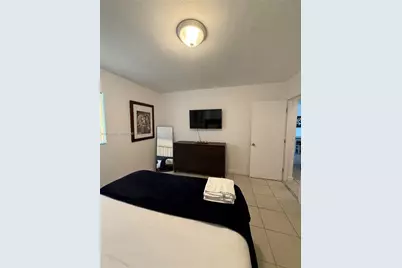500 SW 7th St #510, Hallandale Beach, FL 33009 - Photo 7
