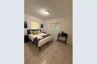 500 SW 7th St #510, Hallandale Beach, FL 33009 - Photo 5