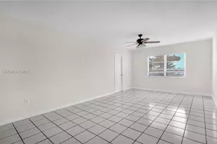 251 NE 187th St, Miami, FL 33179 - Photo 5