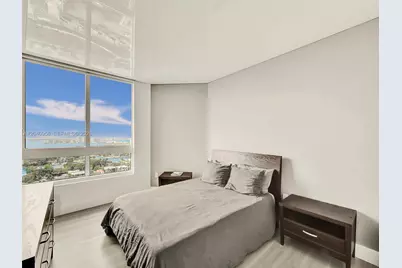 6365 Collins Ave #2407, Miami Beach, FL 33141 - Photo 9