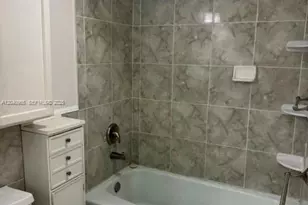 14321 N Kendall Dr, Miami, FL 33186 - Photo 7