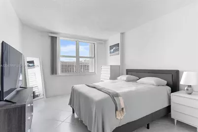 1965 S Ocean Dr #11E, Hallandale Beach, FL 33009 - Photo 3
