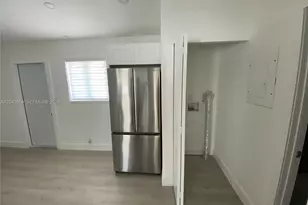 1170 NW 25th St, Miami, FL 33127 - Photo 9