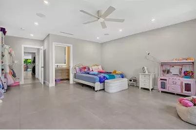 645 NE 53rd St, Miami, FL 33137 - Photo 23