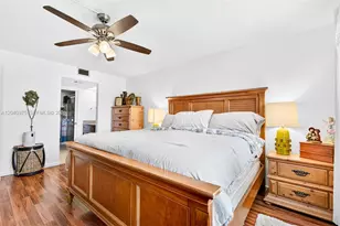 300 SW 130th Terrace, Pembroke Pines, FL 33027 - Photo 13
