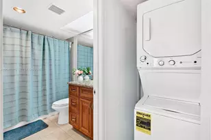 300 SW 130th Terrace, Pembroke Pines, FL 33027 - Photo 21