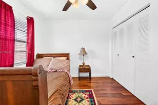 300 SW 130th Terrace, Pembroke Pines, FL 33027 - Photo 19