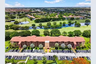 300 SW 130th Ter #206B, Pembroke Pines, FL 33027 - Photo 1