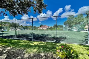 746 NW 208th Way, Pembroke Pines, FL 33029 - Photo 27
