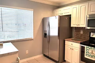 746 NW 208th Way, Pembroke Pines, FL 33029 - Photo 9