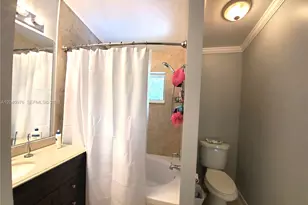 746 NW 208th Way, Pembroke Pines, FL 33029 - Photo 17
