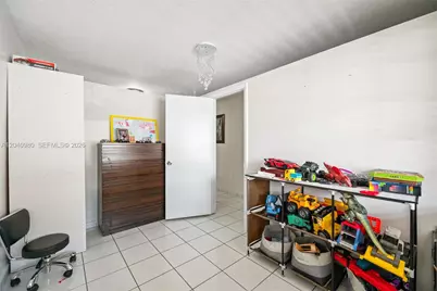 7817 W 36th Ave #101, Hialeah, FL 33018 - Photo 17