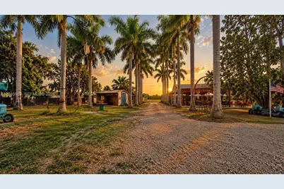 19790 SW 136th St, Miami, FL 33196 - Photo 47