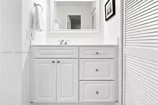 1817 S Ocean Dr, Hallandale Beach, FL 33009 - Photo 13