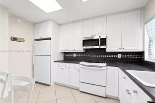 1817 S Ocean Dr, Hallandale Beach, FL 33009 - Photo 9