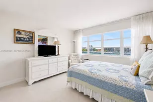 1817 S Ocean Dr, Hallandale Beach, FL 33009 - Photo 11