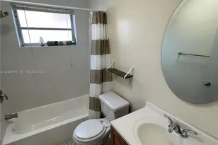1450 Atlantic Shores Blvd, Hallandale Beach, FL 33009 - Photo 23