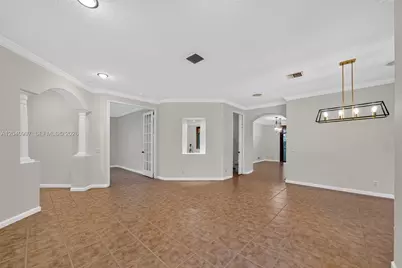 2767 Kinsington Cir #8-4, Weston, FL 33332 - Photo 7