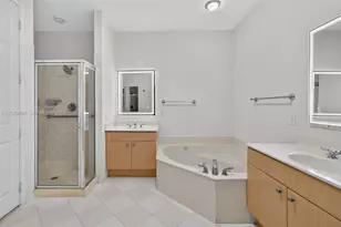 2767 Kinsington Cir, Weston, FL 33332 - Photo 29
