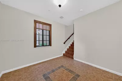 2767 Kinsington Cir #8-4, Weston, FL 33332 - Photo 3