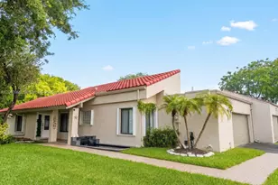 324 Patio Village Terrace, Weston, FL 33326 - Photo 1