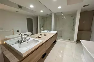 17301 Biscayne Blvd, North Miami Beach, FL 33160 - Photo 7