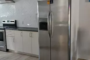 570 NW 97th St, Miami, FL 33150 - Photo 3