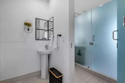 501 NE 31st St #3704, Miami, FL 33137 - Photo 21