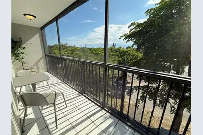 13455 NE 10th Ave #410, North Miami, FL 33161 - Photo 3