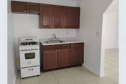 2325 Madison St #1, Hollywood, FL 33020 - Photo 7