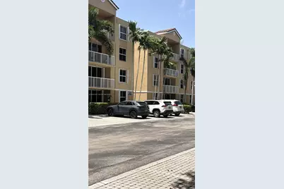 619 E Sheridan St #105, Dania Beach, FL 33004 - Photo 1