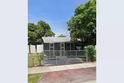 2300 SW 43rd Ave, Fort Lauderdale, FL 33317 - Photo 1