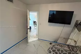 2300 SW 43rd Ave, Fort Lauderdale, FL 33317 - Photo 11