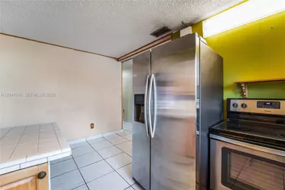 11941 SW 4th St, Miami, FL 33184 - Photo 11