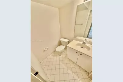 5770 NW 113th Pl #., Doral, FL 33178 - Photo 5