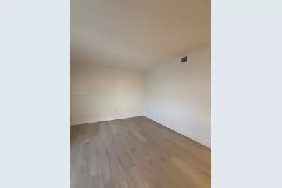 131 NW 77th St #1, Miami, FL 33150 - Photo 11