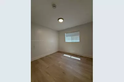 131 NW 77th St #1, Miami, FL 33150 - Photo 15