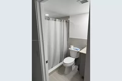 600 NW 32nd Pl #303, Miami, FL 33125 - Photo 5