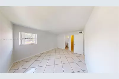 6811 SW 16th St, Miami, FL 33155 - Photo 9