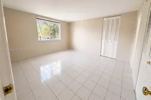 8024 Tatum Waterway Dr, Miami Beach, FL 33141 - Photo 13